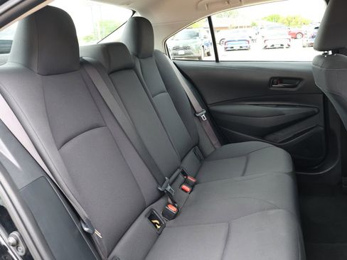 Used 2024 Toyota Corolla LE image 28