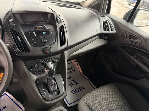 Used 2015 Ford Transit Connect XL image 12
