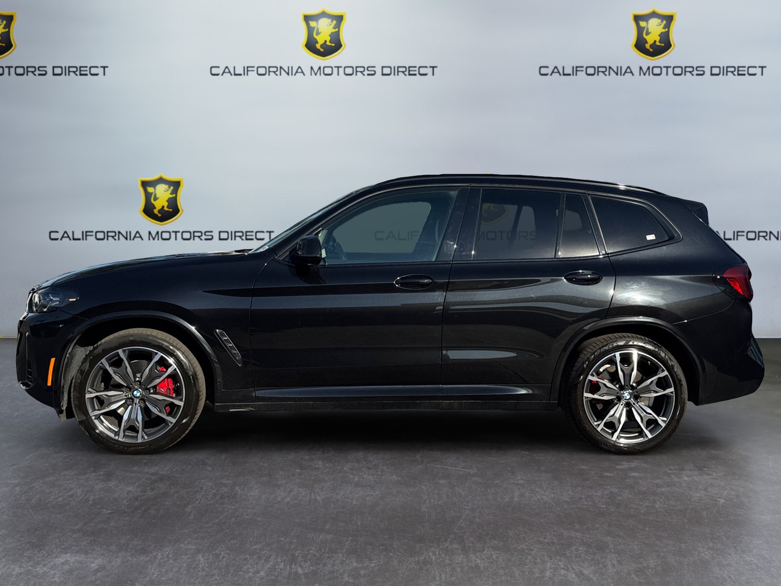 Used 2023 BMW X3 xDrive30i w/ M Sport Package AWD/4WD image 2
