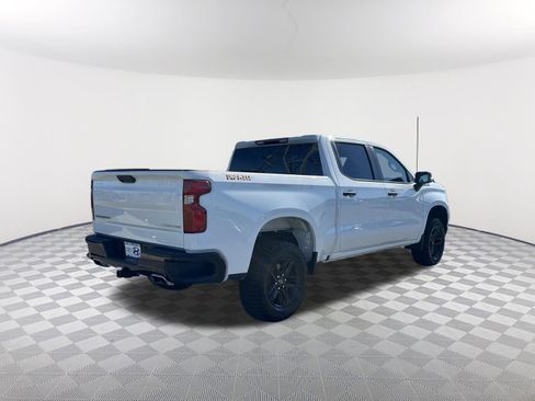 Used 2025 Chevrolet Silverado 1500 Custom Trail Boss AWD/4WD image 5