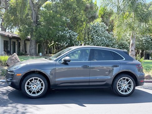 Used 2018 Porsche Macan S AWD/4WD image 2