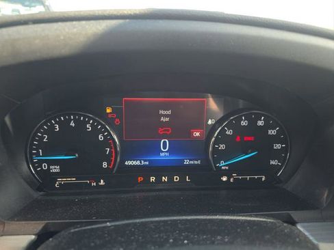 Used 2023 Ford Explorer XLT w/ Equipment Group 202A AWD/4WD image 13
