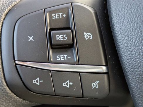 Certified 2025 Ford Maverick XL image 22