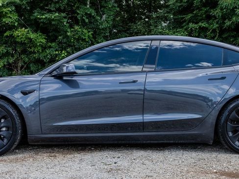 Used 2021 Tesla Model 3 Long Range AWD/4WD image 2