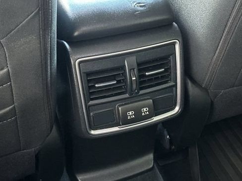 Used 2023 Subaru Forester Premium AWD/4WD image 14