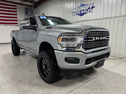 Used 2024 RAM 2500 Laramie image 2