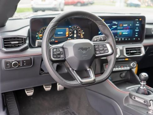 New 2025 Ford Mustang GT Premium w/ GT Performance Package image 15