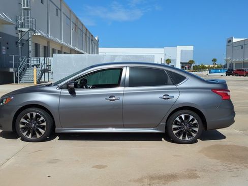 Used 2016 Nissan Sentra SR FWD image 8