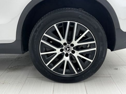 Used 2020 Mercedes-Benz GLC 350e GLC 350e image 45