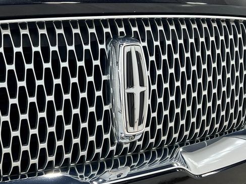 Used 2019 Lincoln Navigator Black Label w/ Cargo Package AWD/4WD image 43