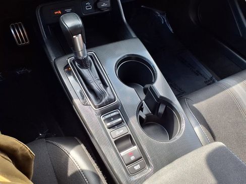 Used 2024 Honda Civic Sport image 11