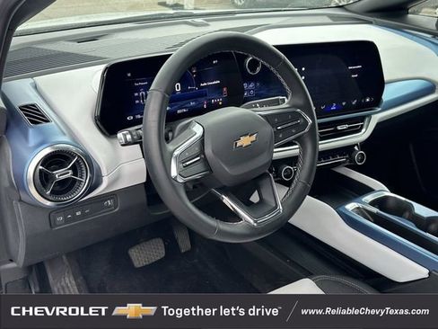 Used 2025 Chevrolet Equinox EV LT w/ Convenience Package FWD image 6