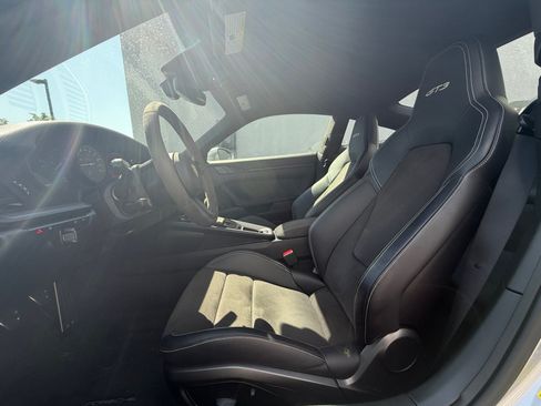 Certified 2022 Porsche 911 GT3 RWD image 5