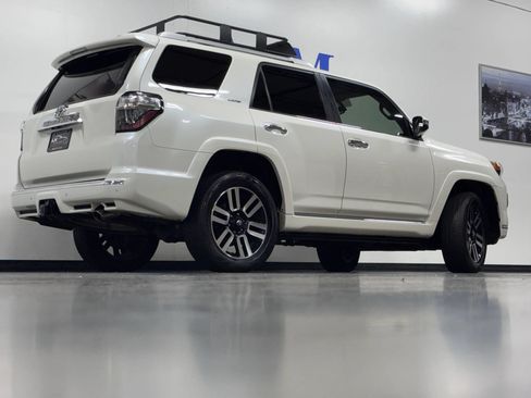 Used 2016 Toyota 4Runner Limited w/ Convenience Package AWD/4WD image 4