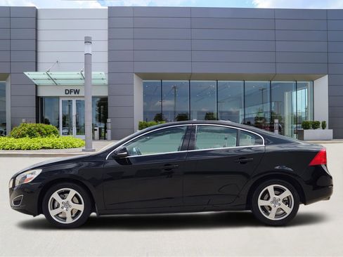 Used 2012 Volvo S60 T5 image 3
