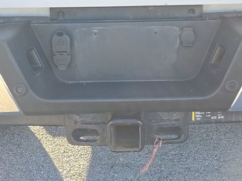 Used 2022 Ford F350 Lariat w/ Lariat Ultimate Package image 14