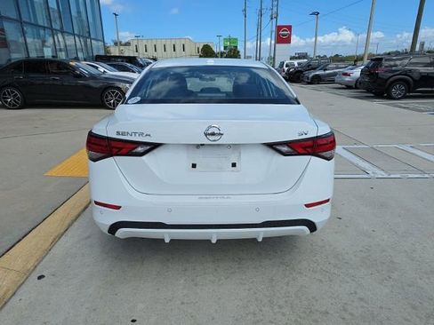 Used 2022 Nissan Sentra SV w/ All-Weather Package image 5