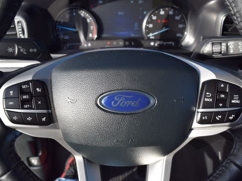 Certified 2023 Ford Explorer XLT w/ Equipment Group 202A image 11