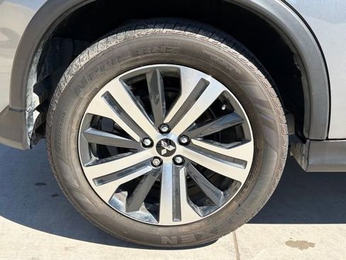 Used 2023 Mitsubishi Outlander Sport SE image 8