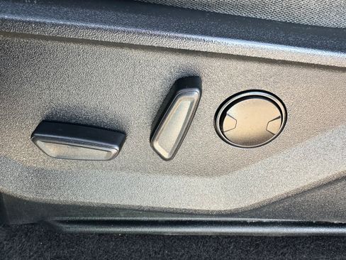 Used 2023 Ford F150 XLT w/ Equipment Group 302A High image 32