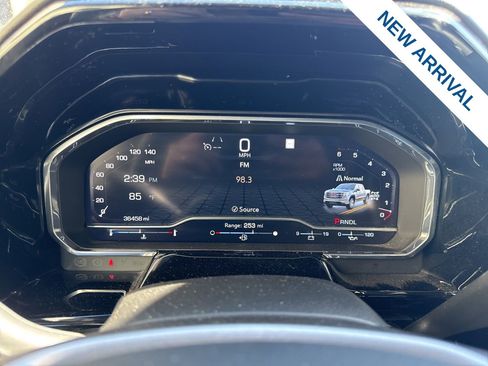 Used 2023 GMC Sierra 1500 SLE image 23