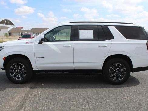 Used 2024 Chevrolet Tahoe Z71 w/ Luxury Package AWD/4WD image 9