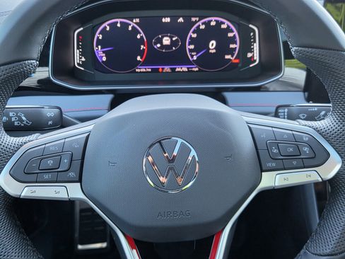 Used 2026 Volkswagen Jetta GLI Autobahn FWD image 25