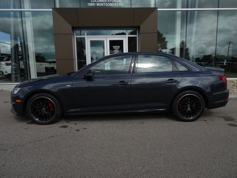 Used 2018 Audi A4 2.0T Premium Plus w/ Premium Plus Package AWD/4WD image 2