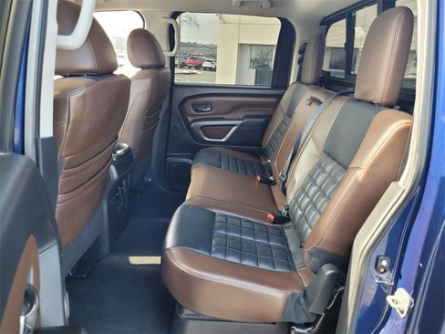Used 2017 Nissan Titan Platinum Reserve image 6