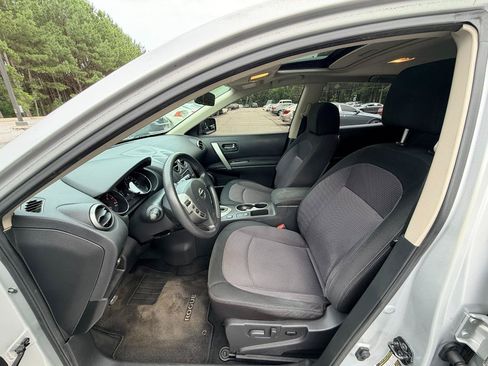 Used 2013 Nissan Rogue SV w/ Premium Pkg FWD image 9