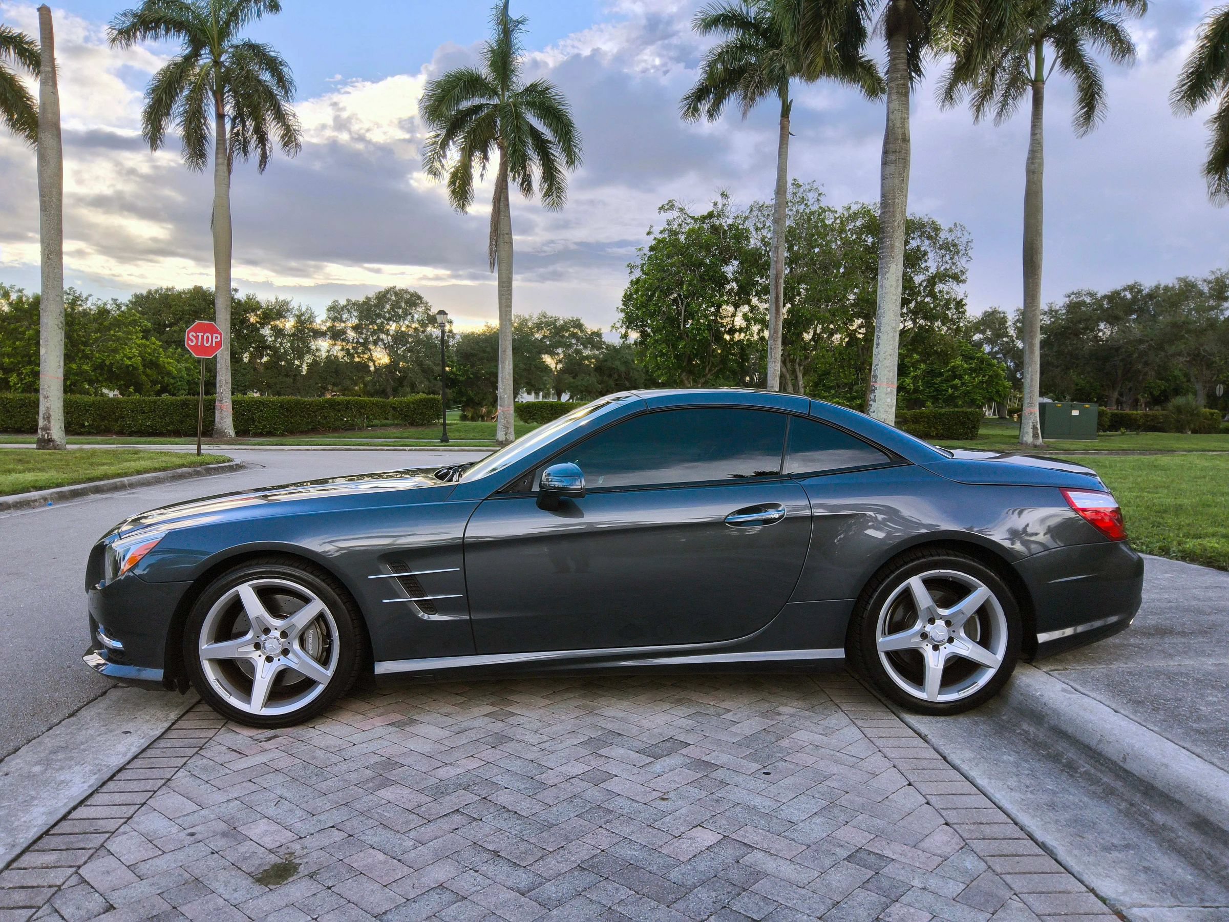 Used 2014 Mercedes-Benz SL 550 image 32