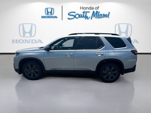 New 2026 Honda Pilot Sport image 4