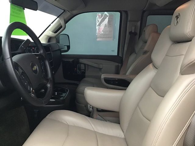 Used 2023 Chevrolet Express 2500 RWD image 19