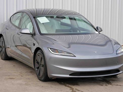 Used 2024 Tesla Model 3 Long Range image 57