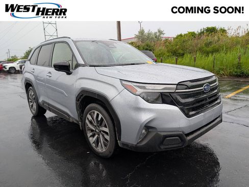 Used 2025 Subaru Forester Touring AWD/4WD image 1