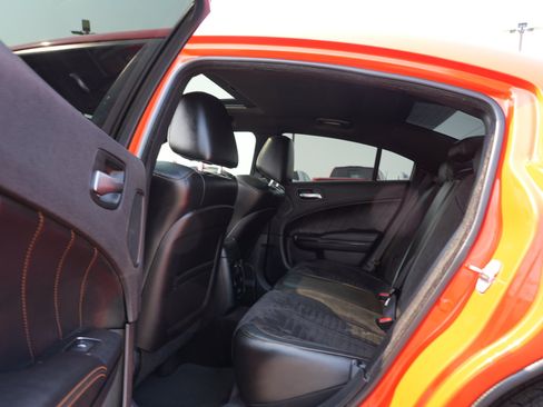 Used 2017 Dodge Charger R/T RWD image 19