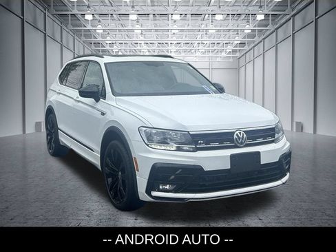 Used 2021 Volkswagen Tiguan SE R-Line AWD/4WD image 3