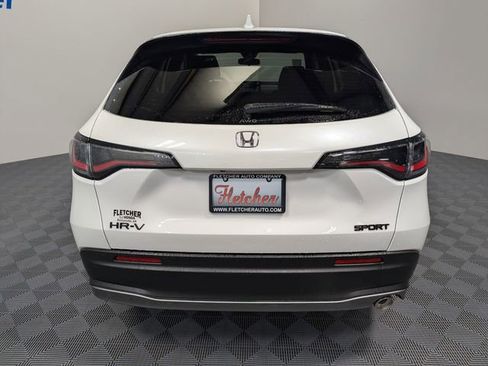 New 2026 Honda HR-V Sport image 5