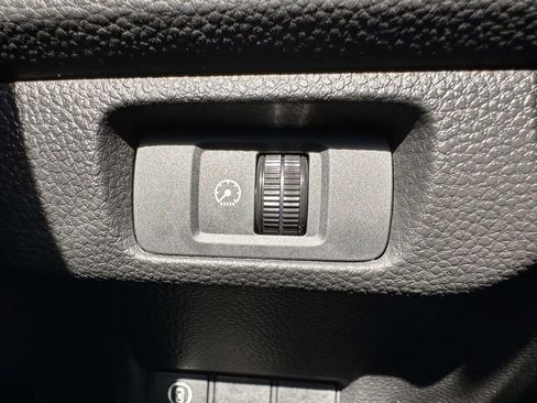 Used 2023 Honda Civic Sport image 15