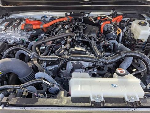 Used 2025 Toyota Tacoma TRD Off-Road image 21