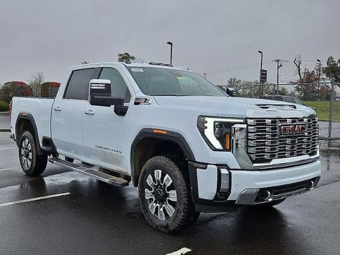New 2026 GMC Sierra 2500 Denali w/ Denali Reserve Package image 1