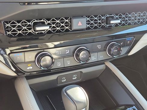 Used 2025 Honda Accord Touring image 27