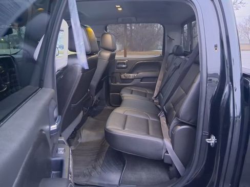 Used 2016 Chevrolet Silverado 1500 LTZ Z71 w/ Realtree Edition image 25