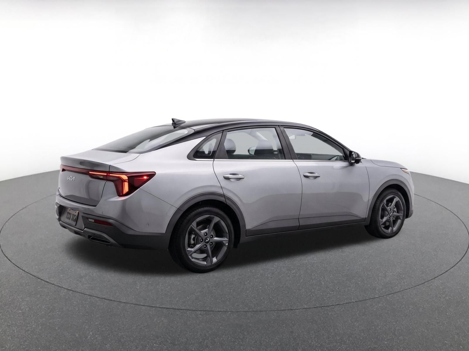 Used 2026 Kia K4 FWD image 8