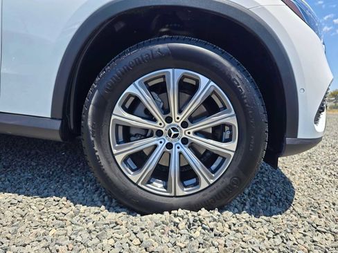 Used 2026 Mercedes-Benz GLC 300 4MATIC image 9