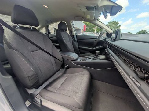 Used 2025 Honda Accord LX image 30