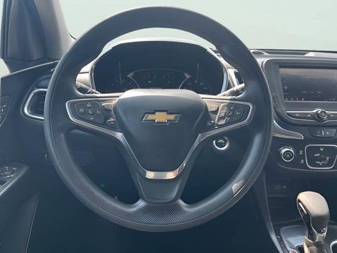 Used 2022 Chevrolet Equinox LT FWD image 18