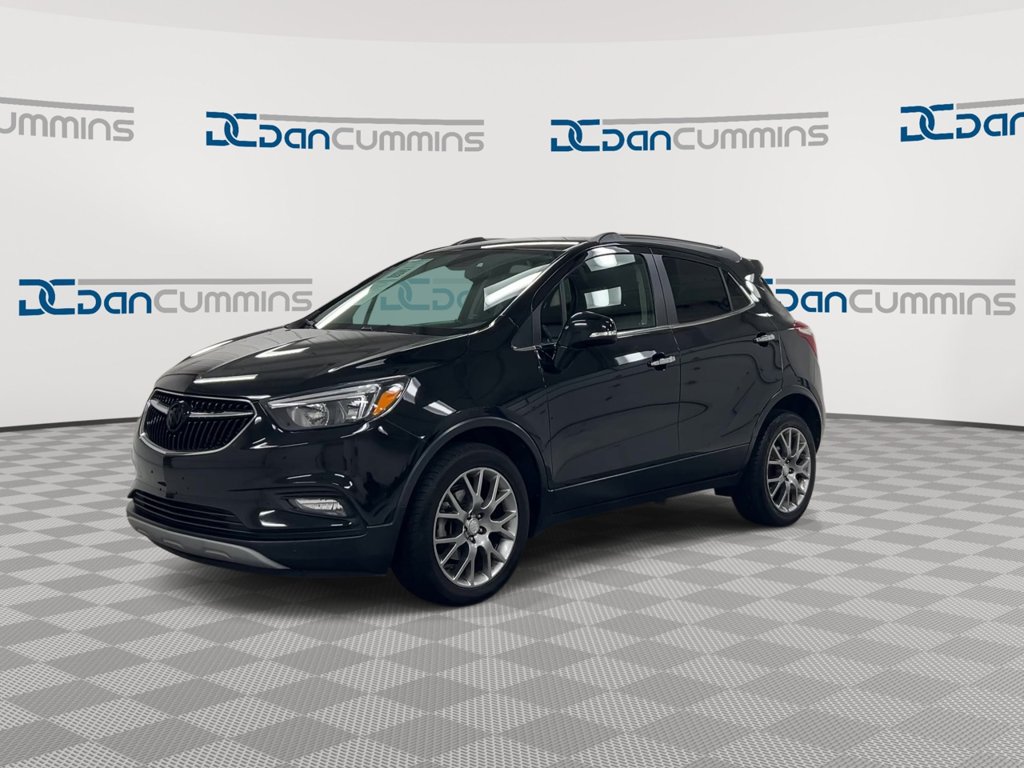Used 2018 Buick Encore Sport Touring w/ Safety Package FWD image 4