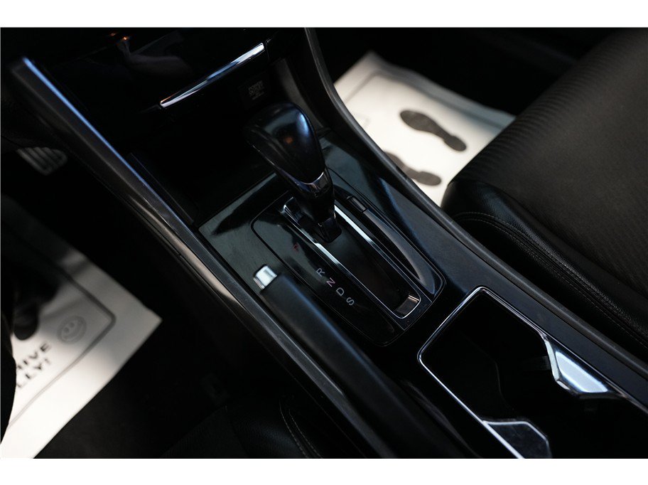 Used 2016 Honda Accord Sport image 20
