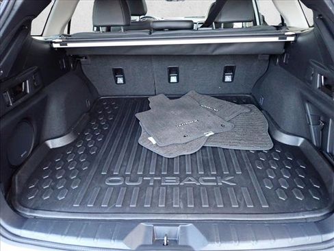 Certified 2024 Subaru Outback Limited image 6